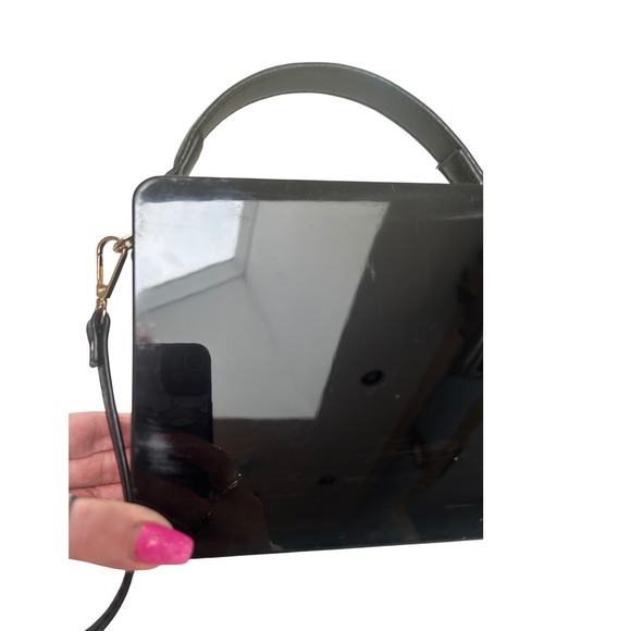 Novelty Acrylic Face Box Clutch Crossbody Bag Black White Glasses Red Lips - Picture 9 of 11